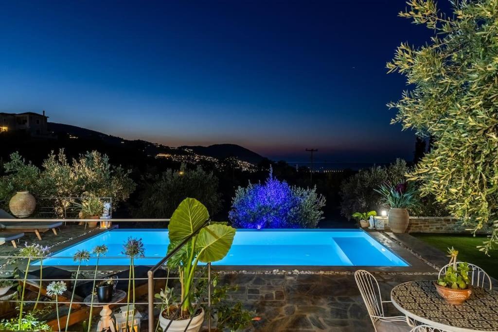 Skopelos Blue Heaven Pool Villa In Olive Grove エクステリア 写真