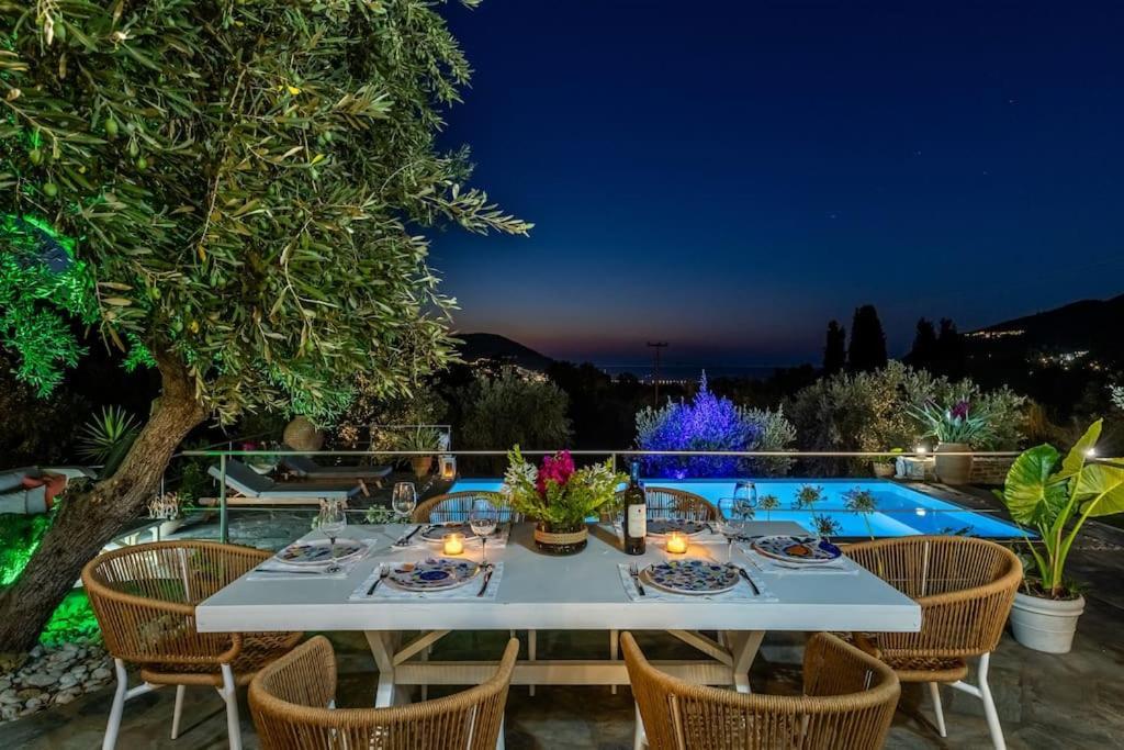 Skopelos Blue Heaven Pool Villa In Olive Grove エクステリア 写真