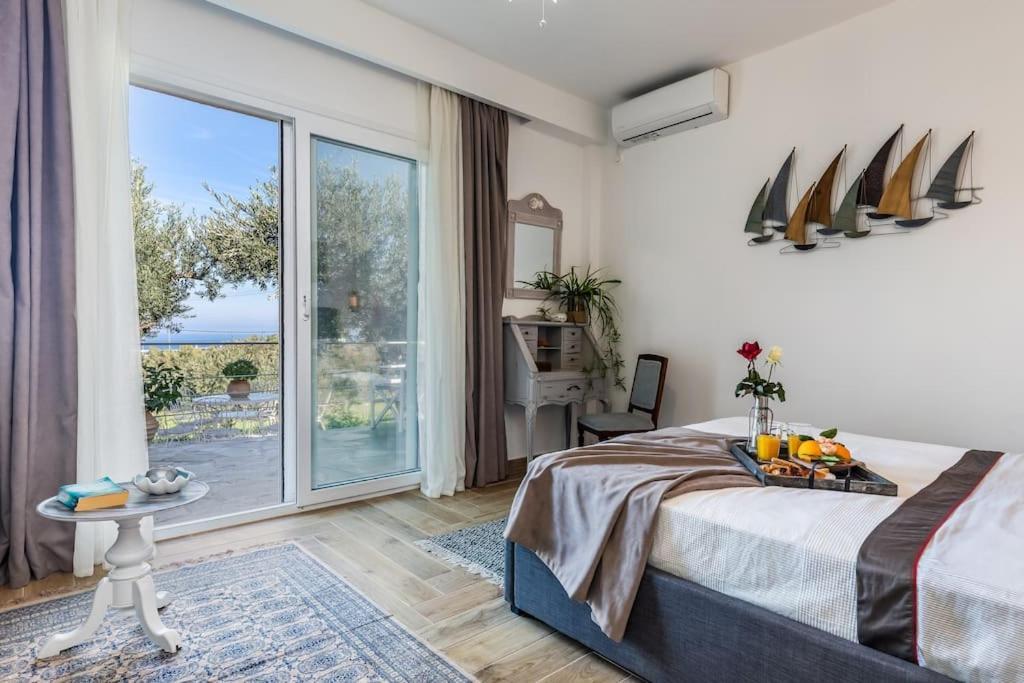 Skopelos Blue Heaven Pool Villa In Olive Grove エクステリア 写真