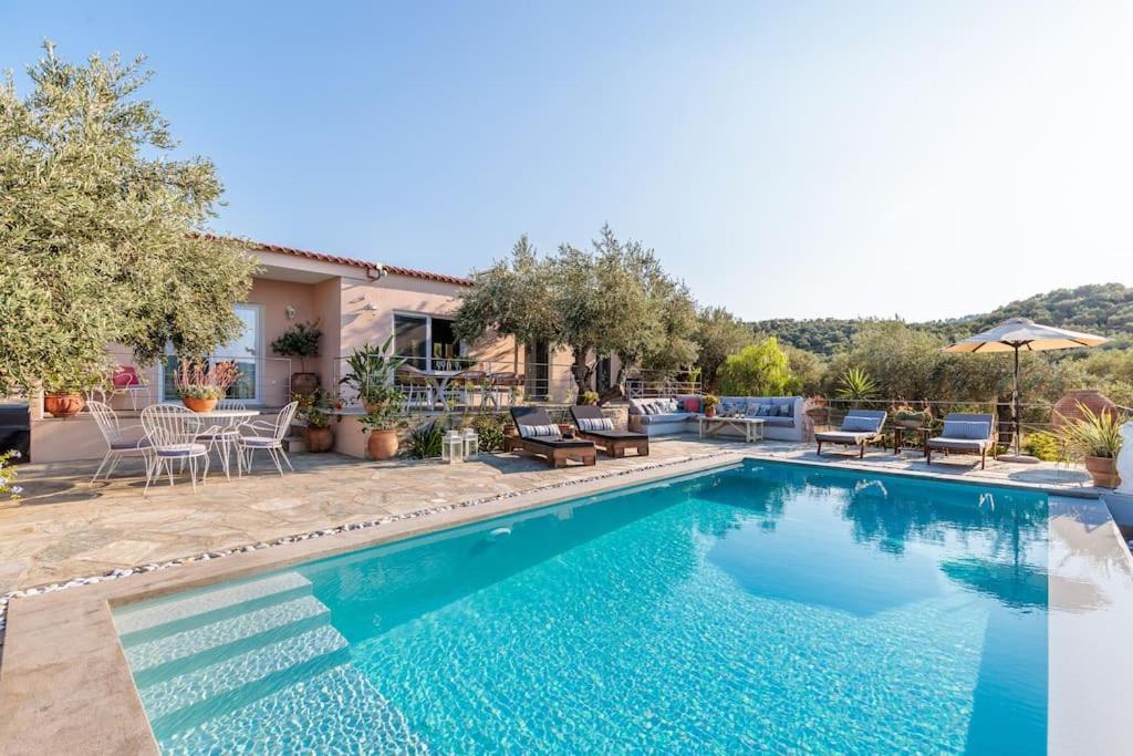 Skopelos Blue Heaven Pool Villa In Olive Grove エクステリア 写真
